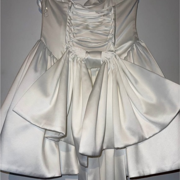 Babyboo Elegant White Strapless Dress (Trinity Mini Dress) - Picture 8 of 9